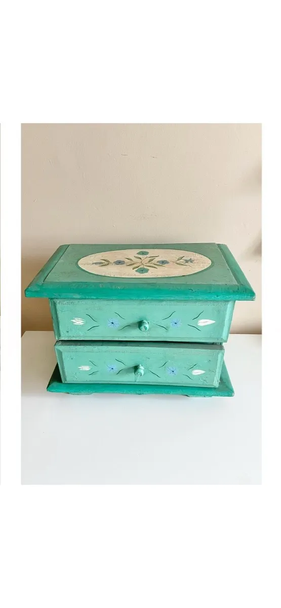 Vintage Wooden Jewellery/Storage Box - Image 2