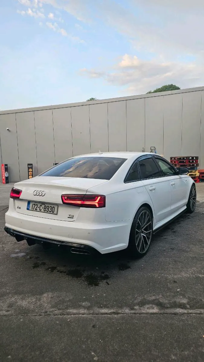 Audi A6 Sline Black Edition - Image 4