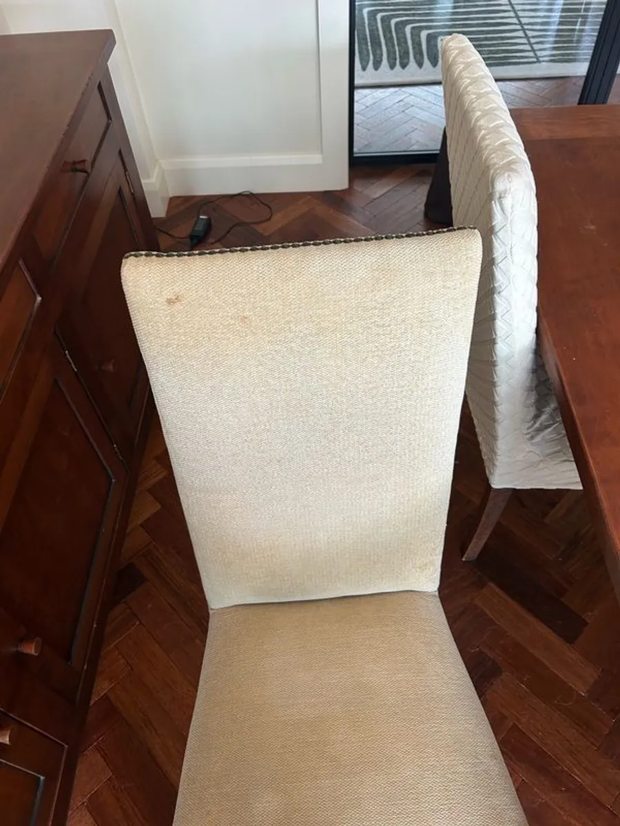 Solid Wood Dining Table and 6 chairs - Priced to Sell - Image 3