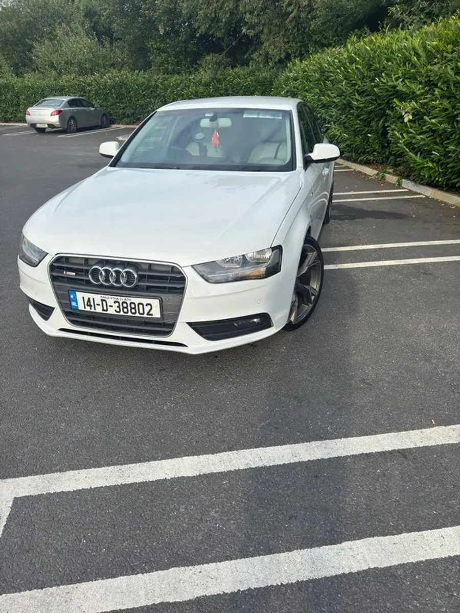 2014 Audi A4 - Image 2