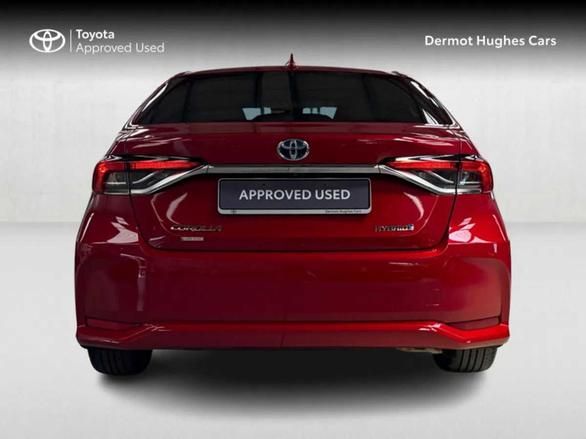 Toyota Corolla HYBRID LUNA SP SPORT 4DR - Image 4