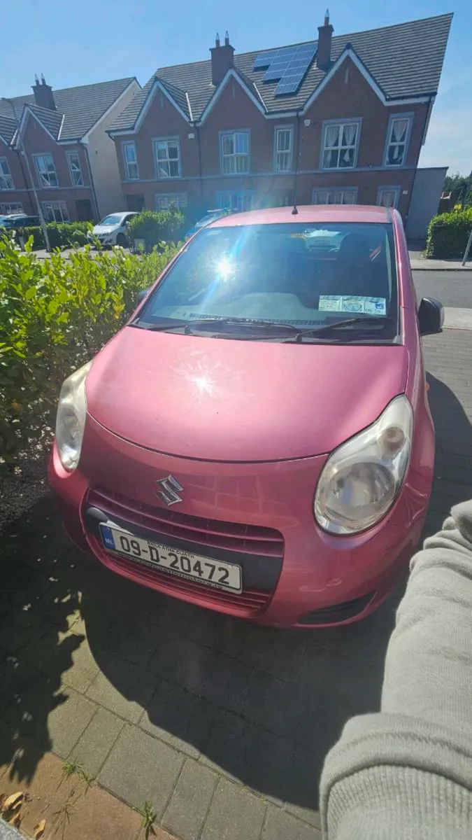 Car - Image 1
