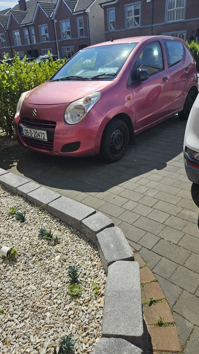 Car - Image 3