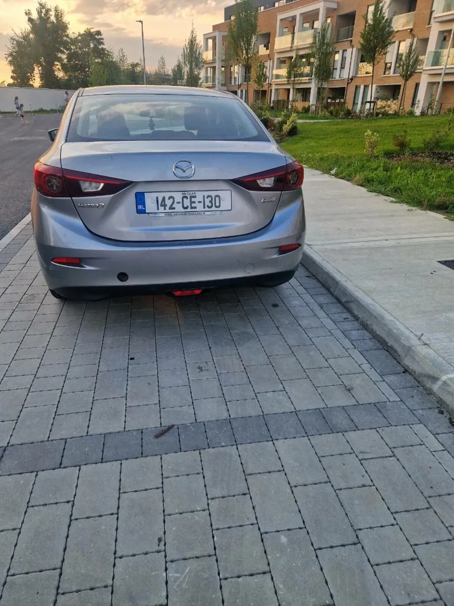 142 mazda3 - Image 3