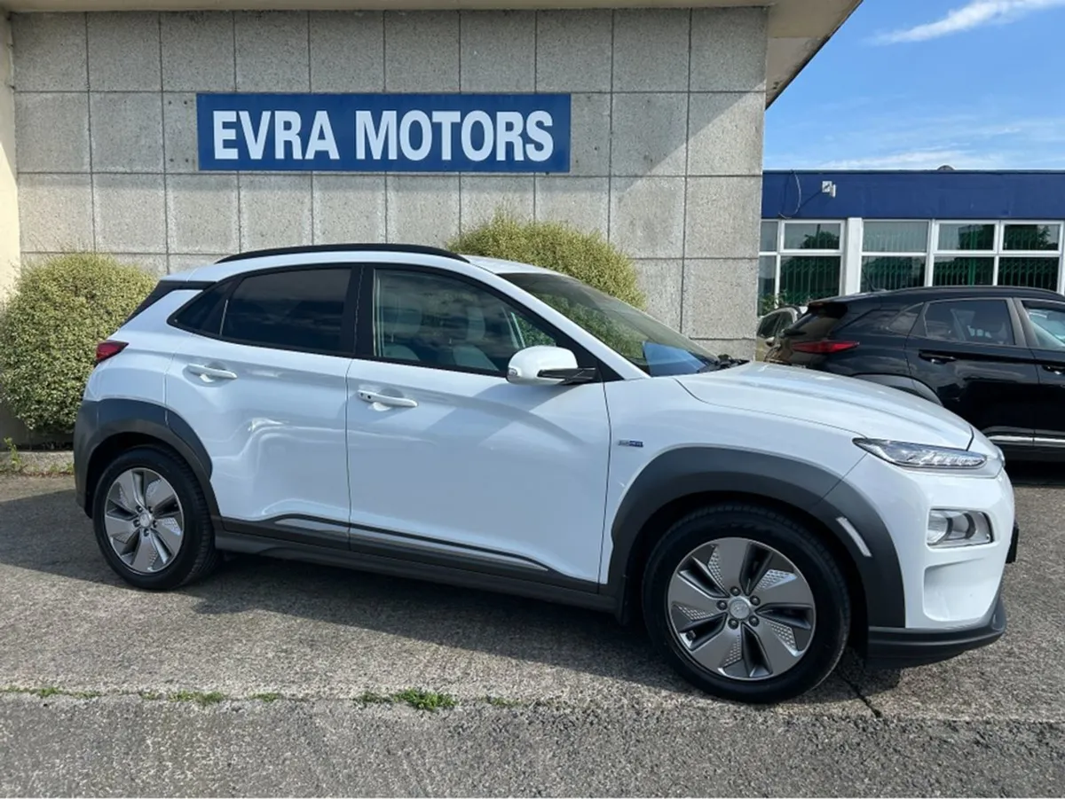 Hyundai Kona Premium EV 64kwh 5DR  full Leather - Image 3