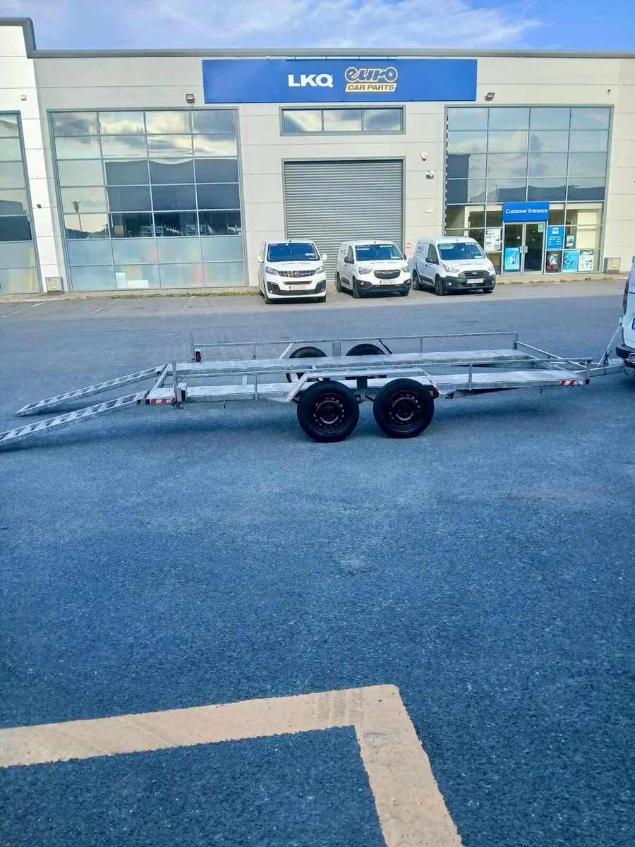 Car transporter - Image 2