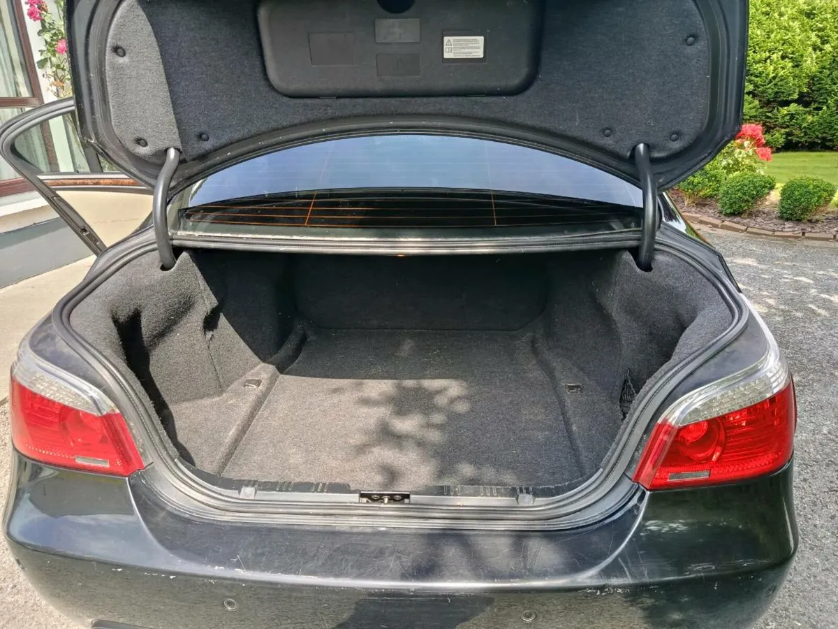 Car - Image 2