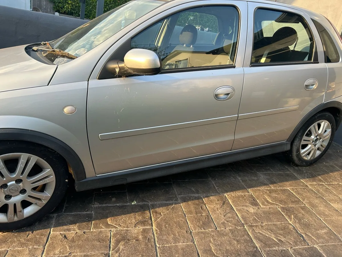 Car - Image 2
