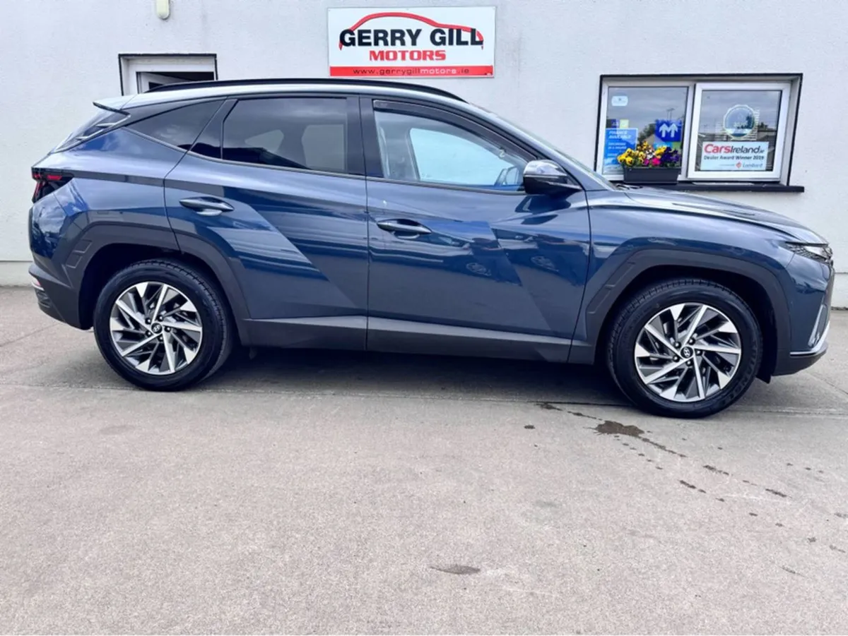 Hyundai Tucson Executive 5DR Heated Seats - Image 3