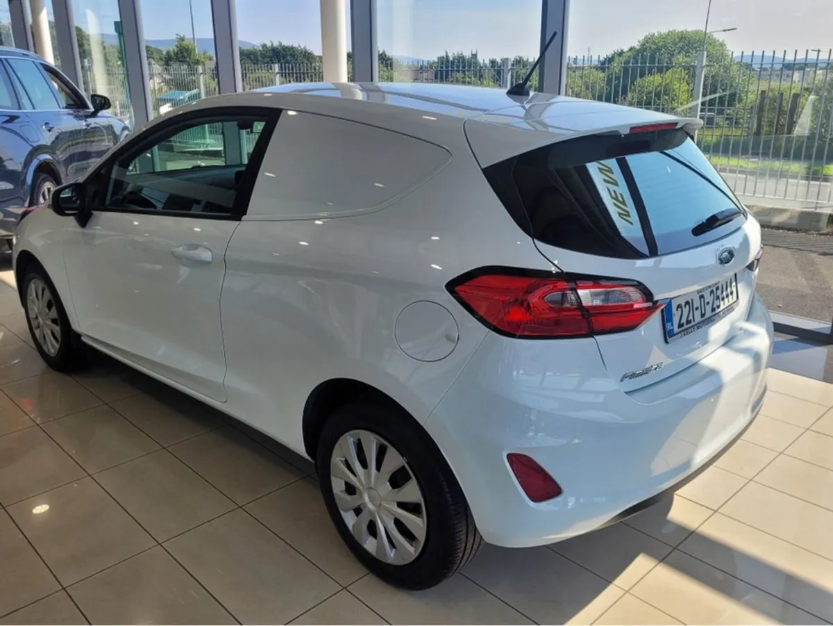 Ford Fiesta Trend - 1.0t 100 S6.2 M M5 FWD 2 - Image 2