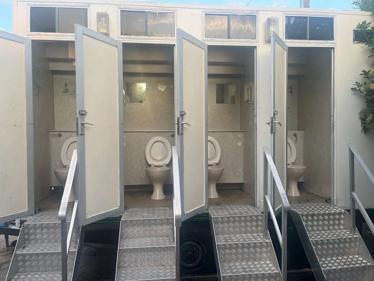 Mobile toilets - Image 4