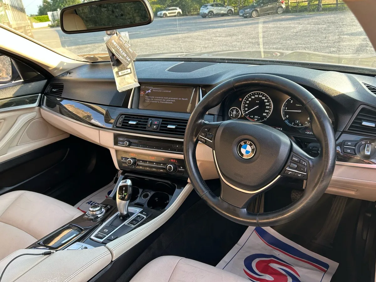 2016 bmw 520 - Image 3