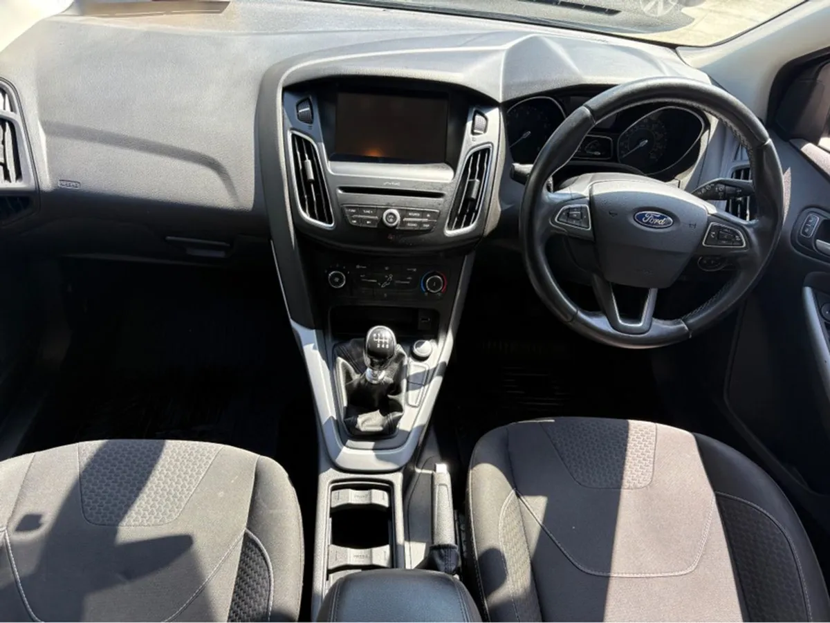 Ford Focus Amazing Example - 1.0 Petrol - Image 3