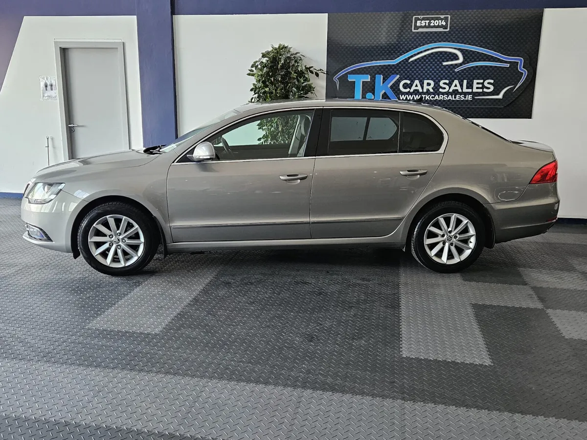 15 SKODA SUPERB AMBITION - Image 2