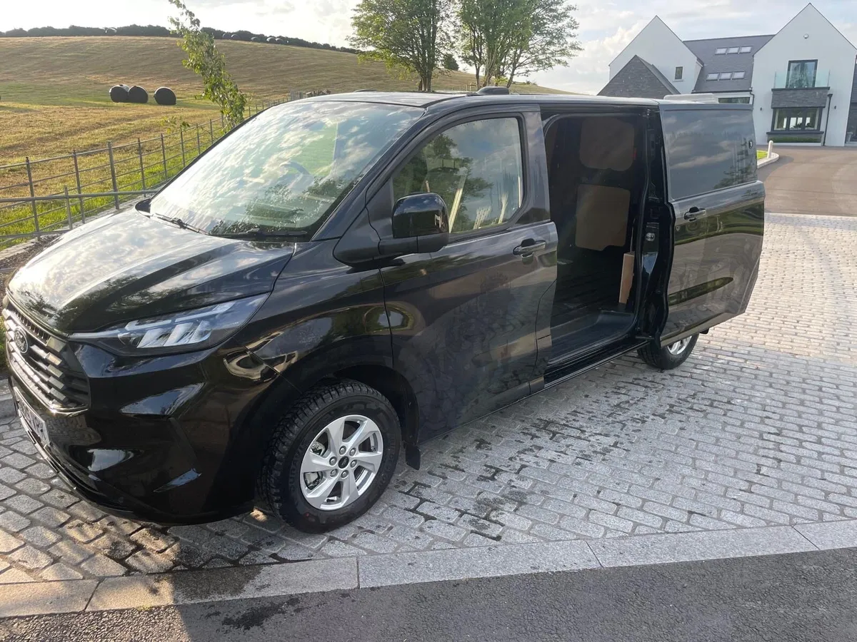 2025 Ford Transit Custom 280 Limited - Image 2