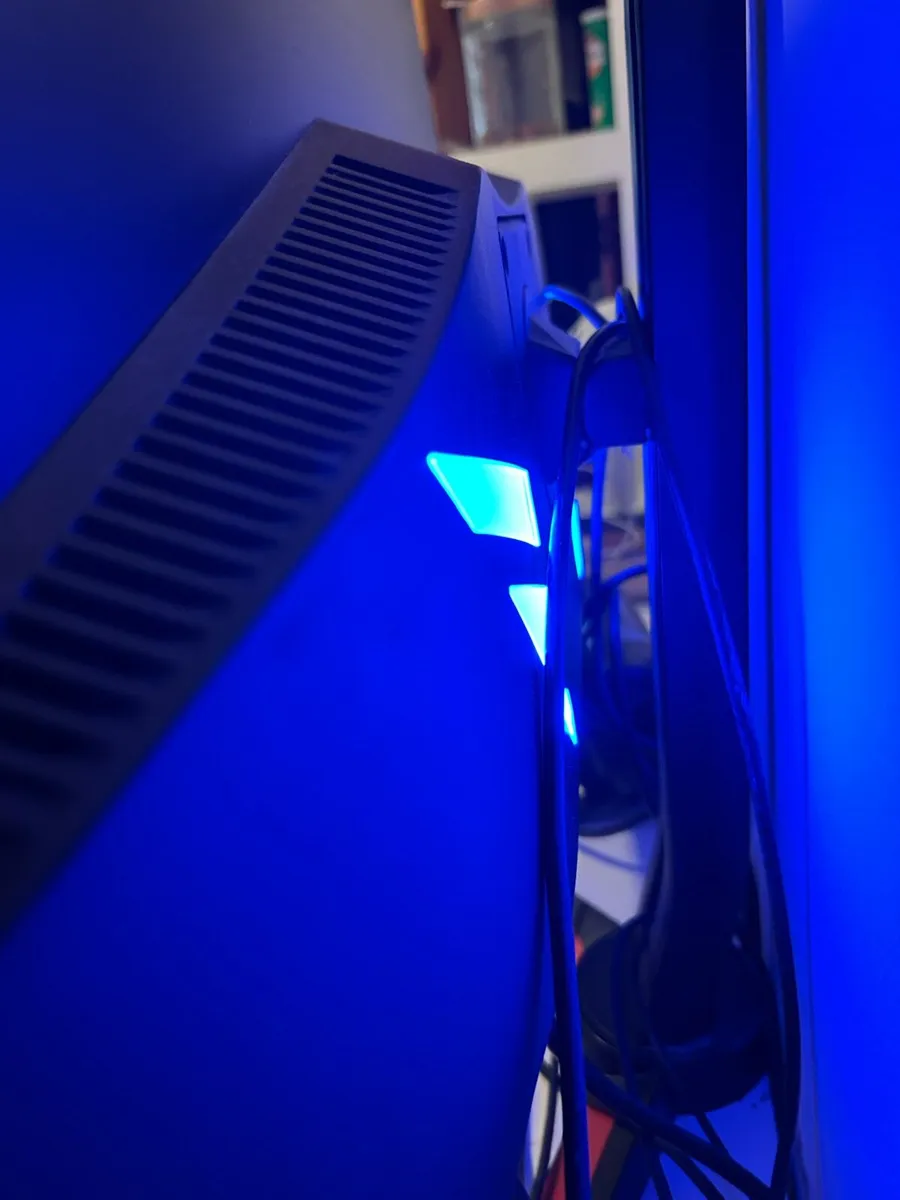 “32’’ HANNspree HG324QJB Curved 2K Gaming Monitor - Image 3
