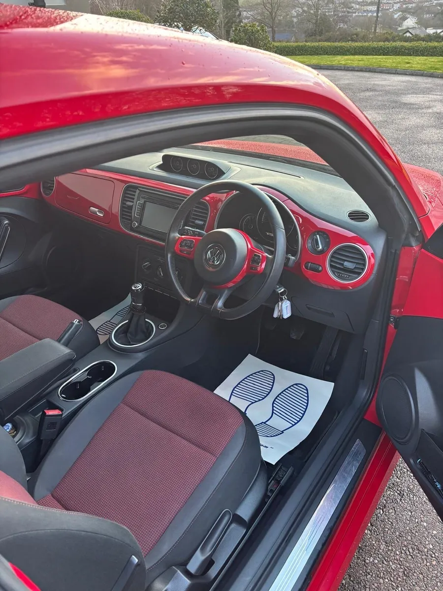 Volkswagen Beetle 2014 - Image 4