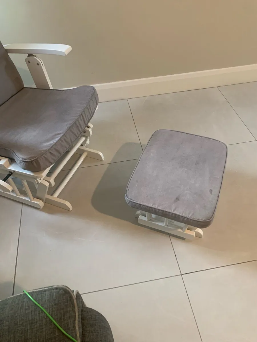 Obaby Reclining chair and stool - Image 3