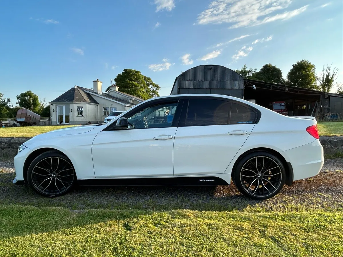 2013 BMW 320D - Image 3