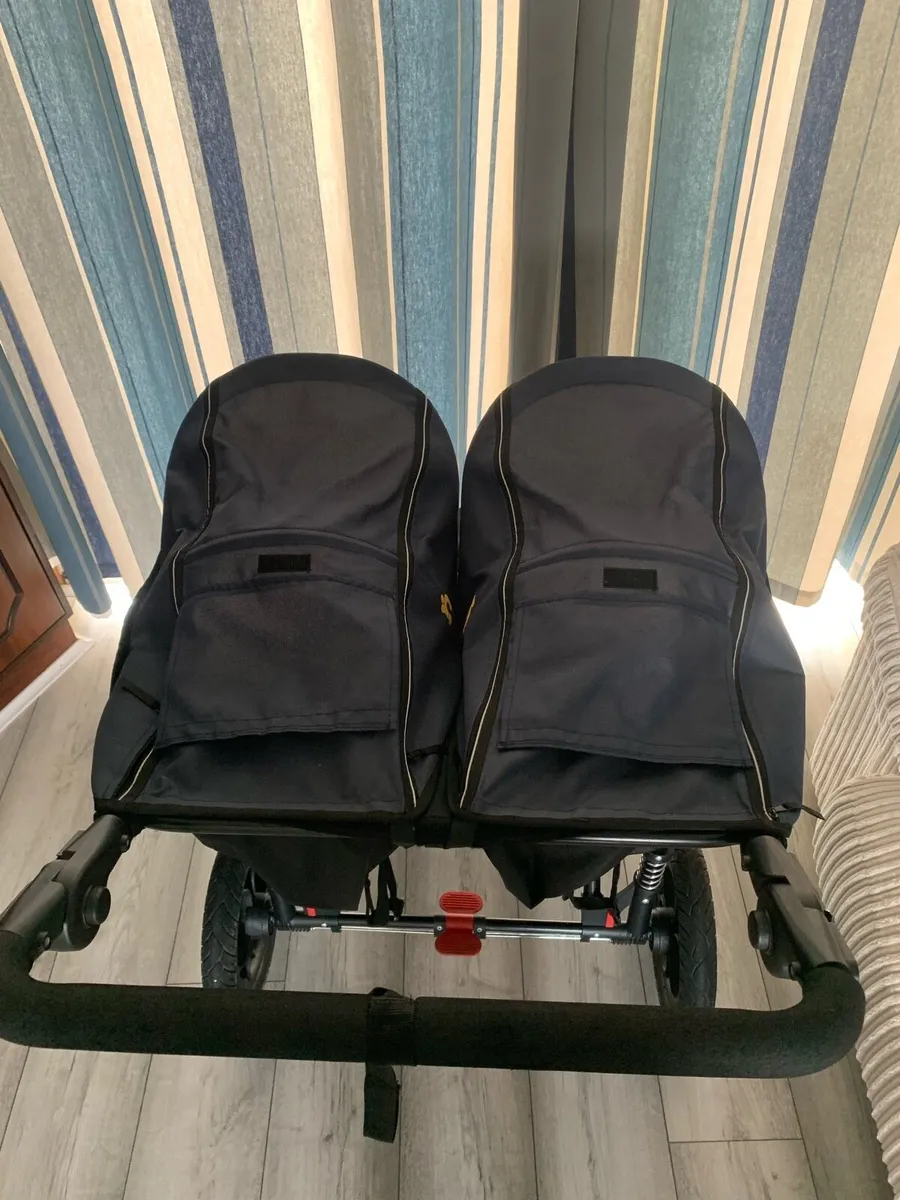 Out n About Double Buggy - Image 3