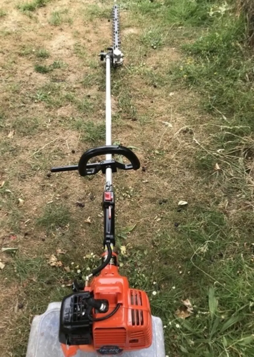 Tanaka long pole hedge trimmers