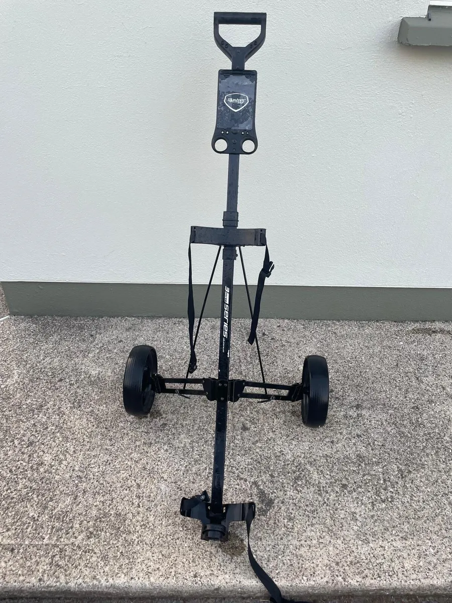 Golf trolley - Image 1