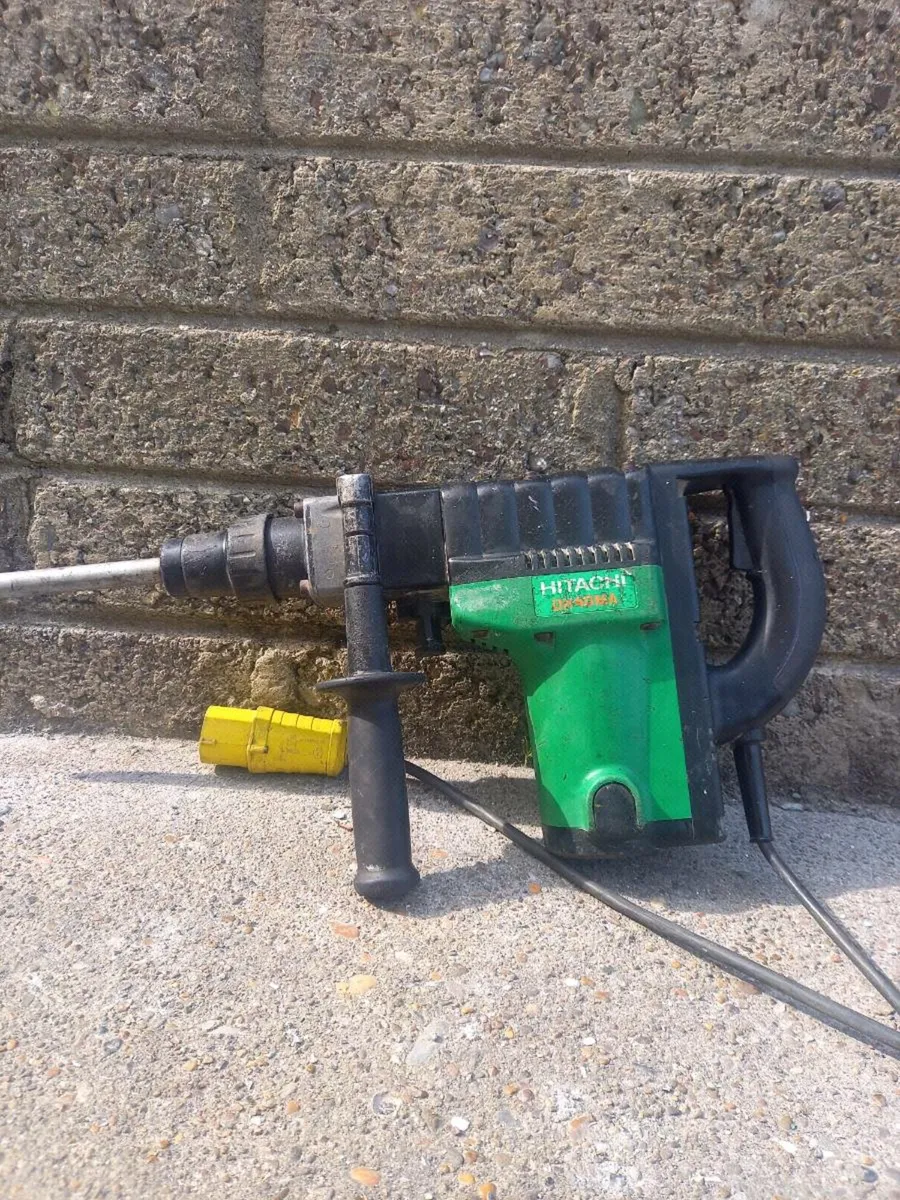 Hitachi SDS Max Hammer Drill - Image 1