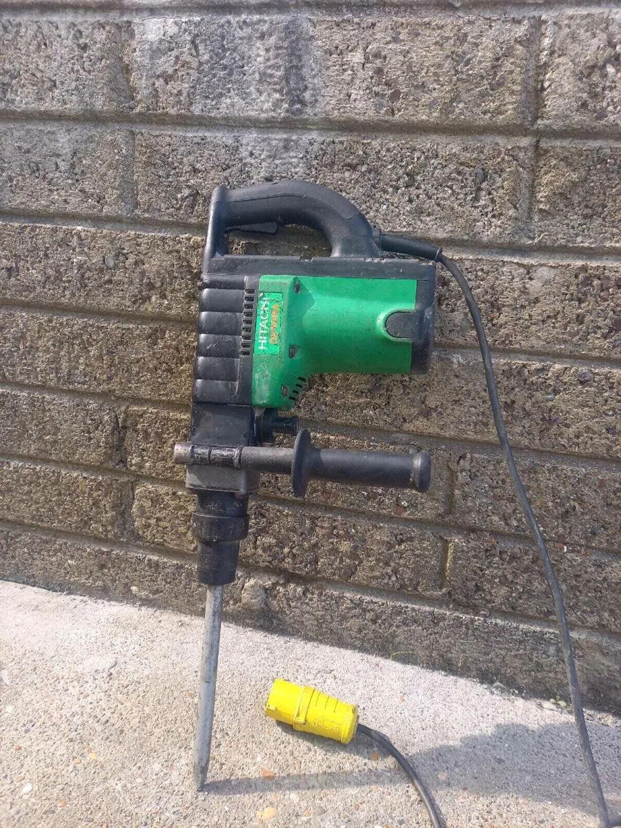 Hitachi SDS Max Hammer Drill - Image 2