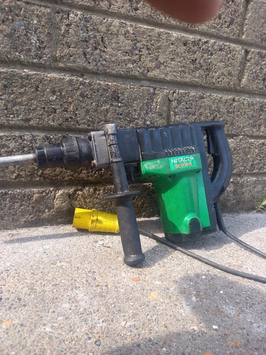 Hitachi SDS Max Hammer Drill - Image 3