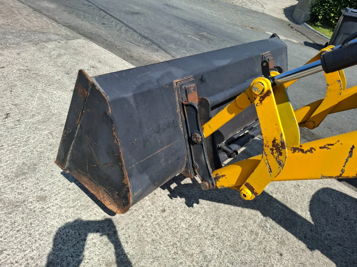 TS115A LOADER - Image 2