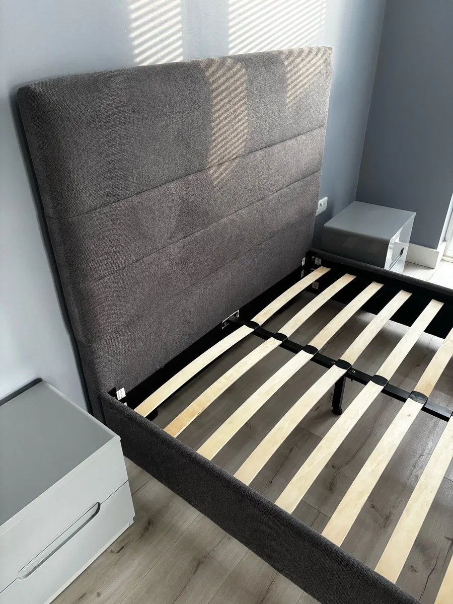 Bed - Image 3