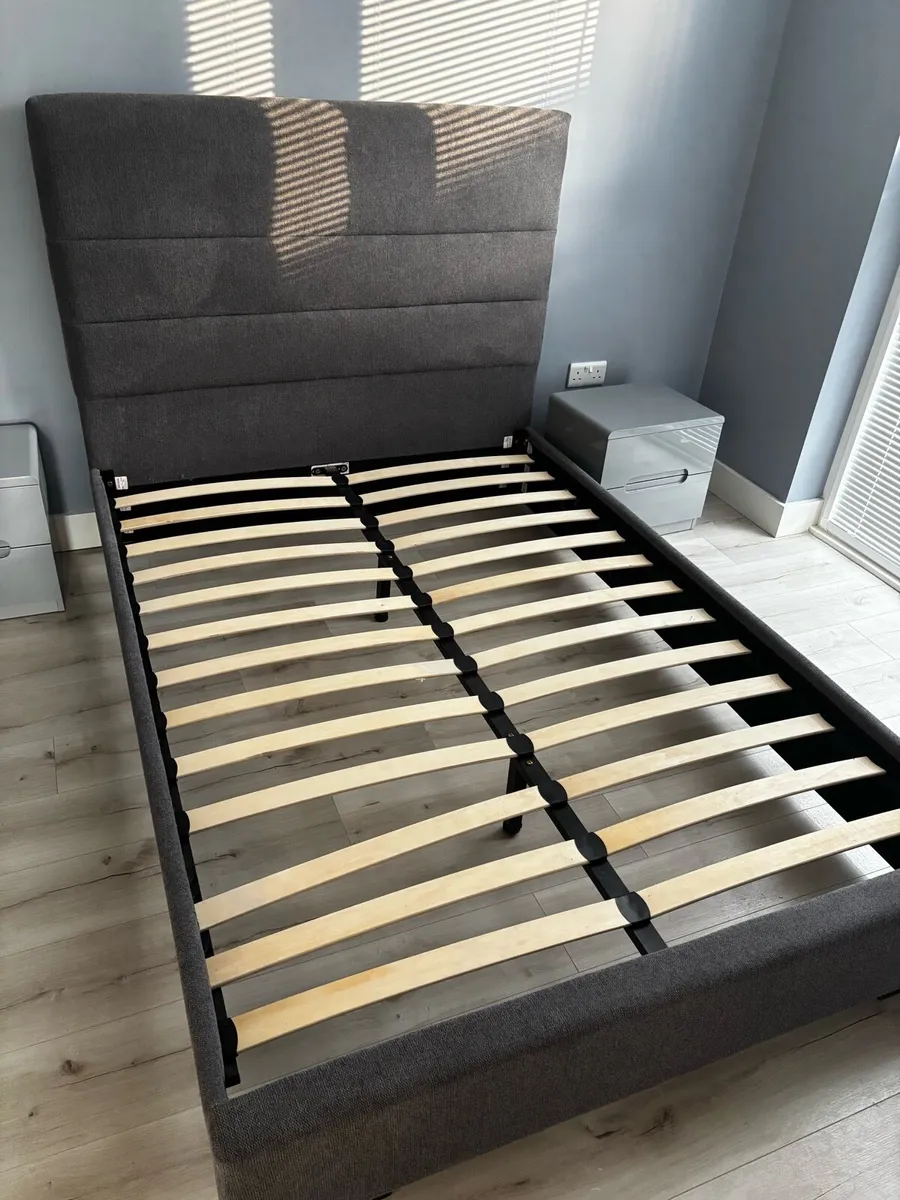 Bed - Image 4