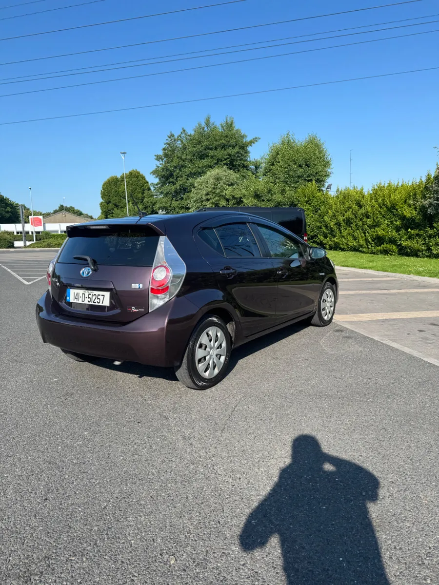 Toyota Aqua G Model 1.5 Hybrid - Image 4