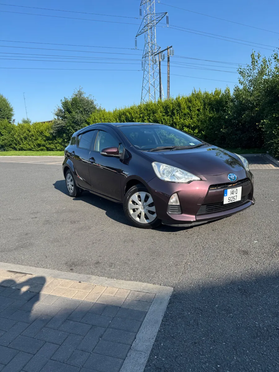 Toyota Aqua G Model 1.5 Hybrid - Image 2