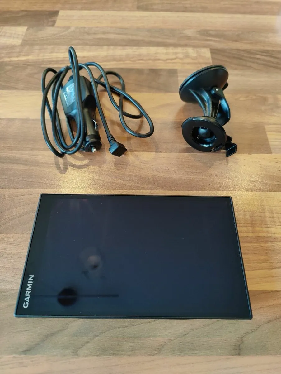 Garmin DriveSmart 61 sat nav - Eircodes - Europe - Image 1