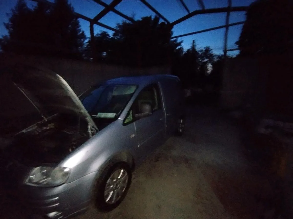 Breaking 1.9 TDI VW Caddy - Image 2