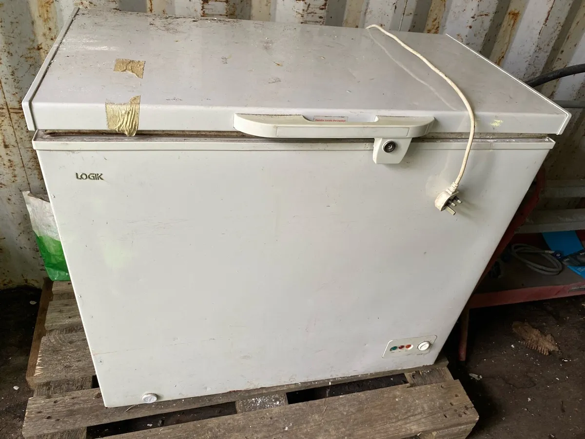 Chest Freezer - Image 1