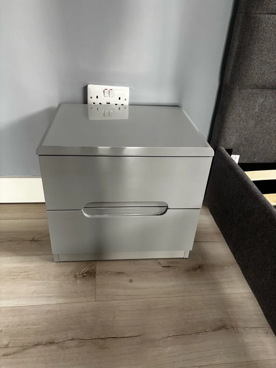 Drawers - Image 1