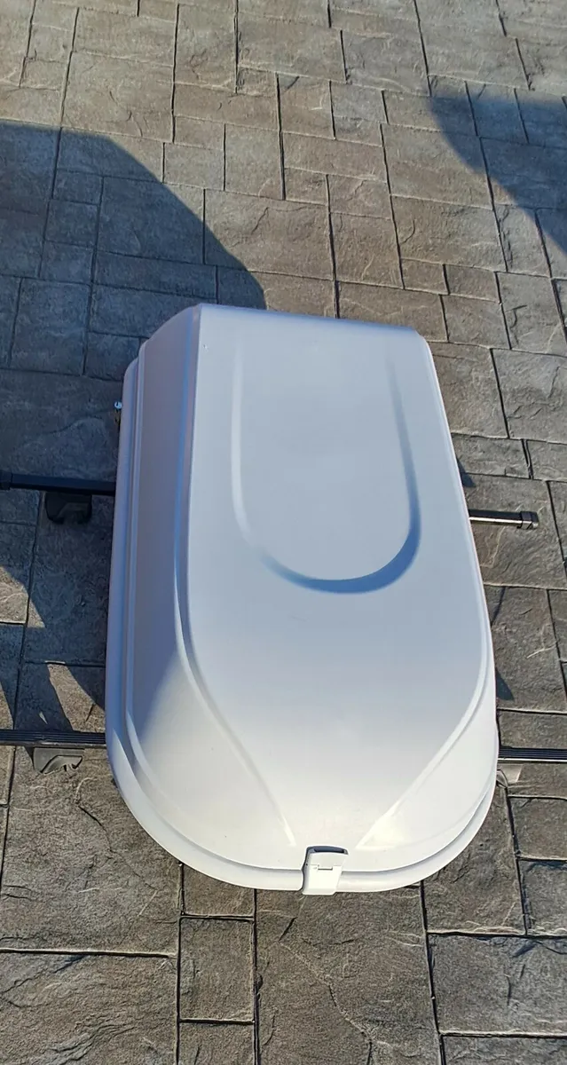 Thule Roof Box - Image 2