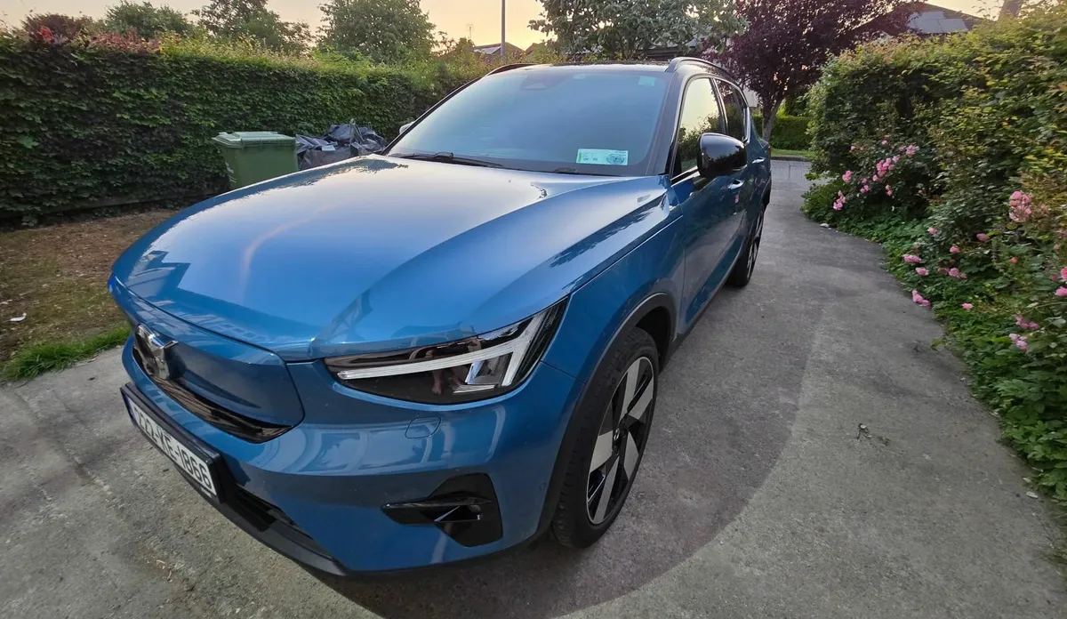Volvo XC40 2022 ULTRA - Image 1