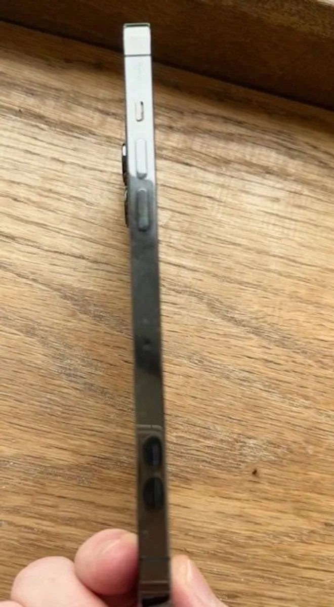 iPhone 12 Pro Max - Image 3