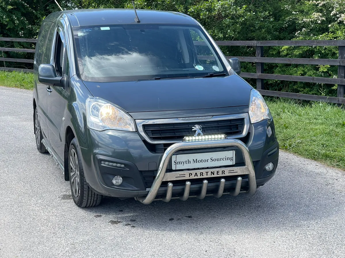 181 Peugeot Partner 3 seater Minter****No Vat - Image 3