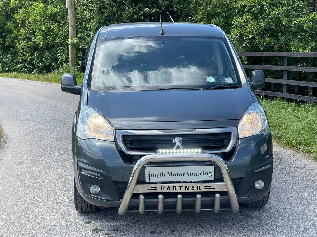 181 Peugeot Partner 3 seater Minter****No Vat - Image 4