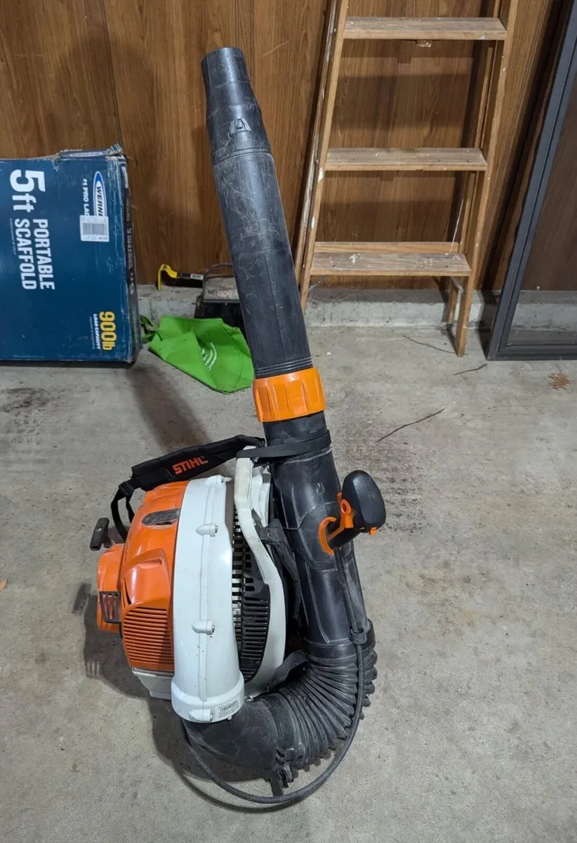 Stihl heavy duty backpack leaf blower