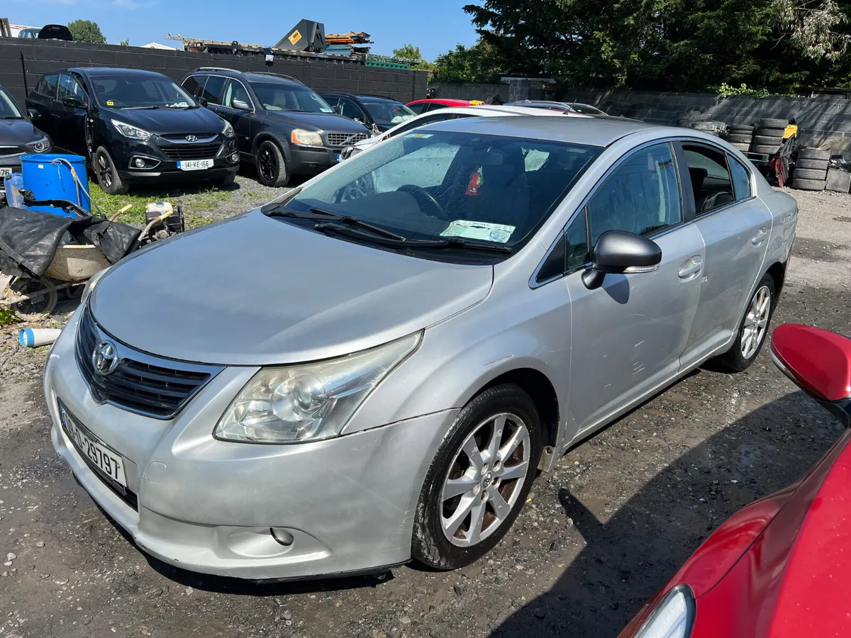 2009 Avensis 2.0 dsl tax and tested drive away - Image 2