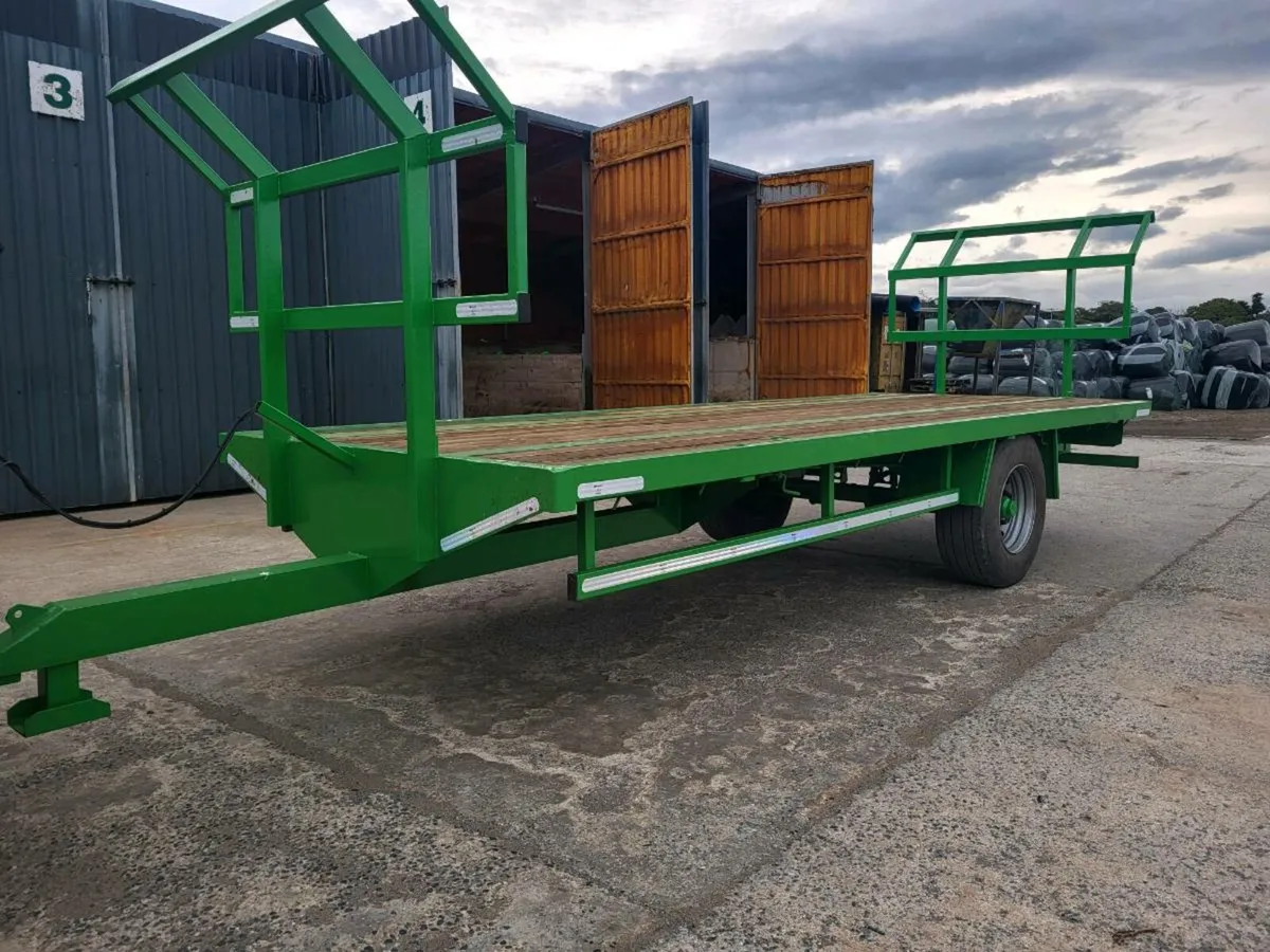 Bale trailer - Image 3