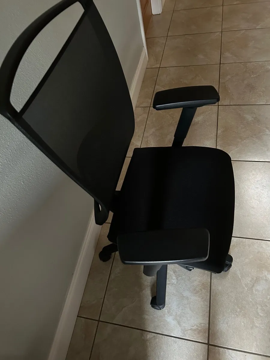 Office Chair - Image 2
