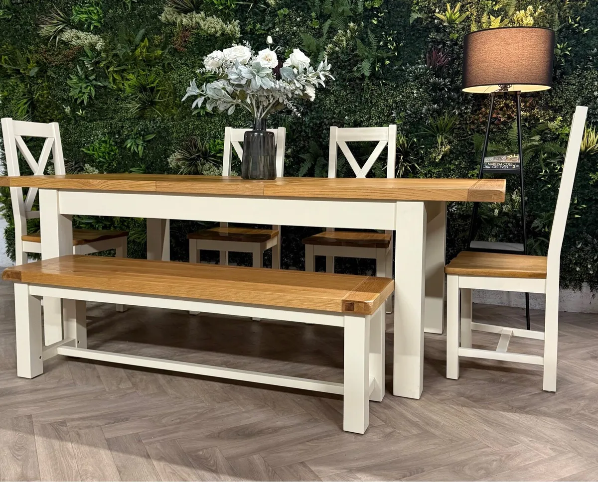 Large extending oak kitchen table,4 chairs & bench - Image 1