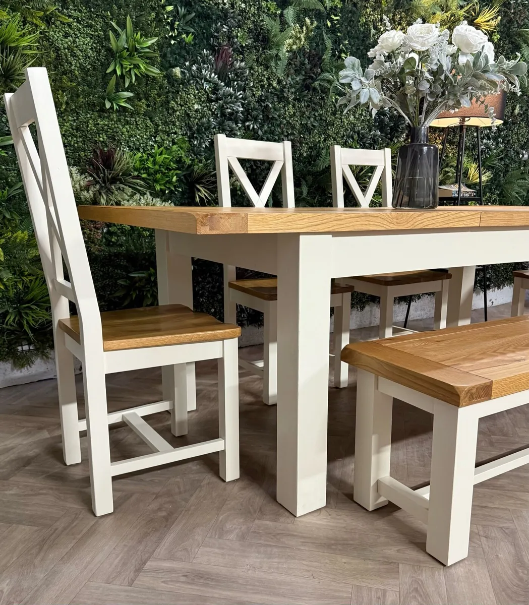 Large extending oak kitchen table,4 chairs & bench - Image 4