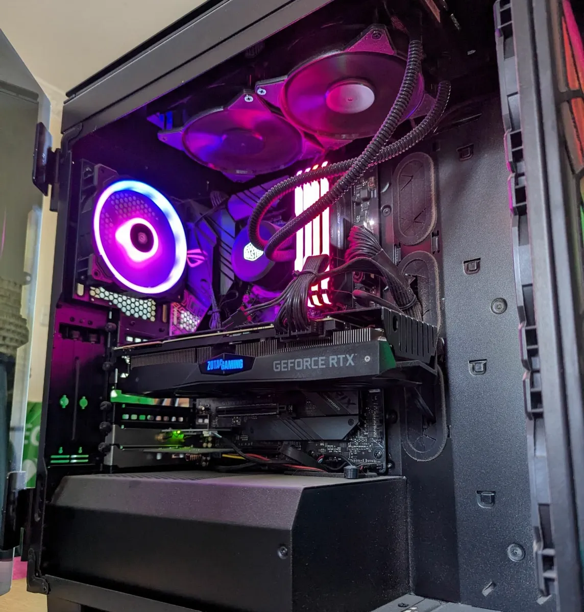 PC - High-performance machine from PC Specialist - Image 2